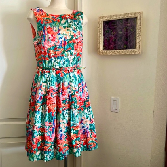 TALBOTS~Beautiful Spring Dress / Very Versatile - Picture 13 of 13